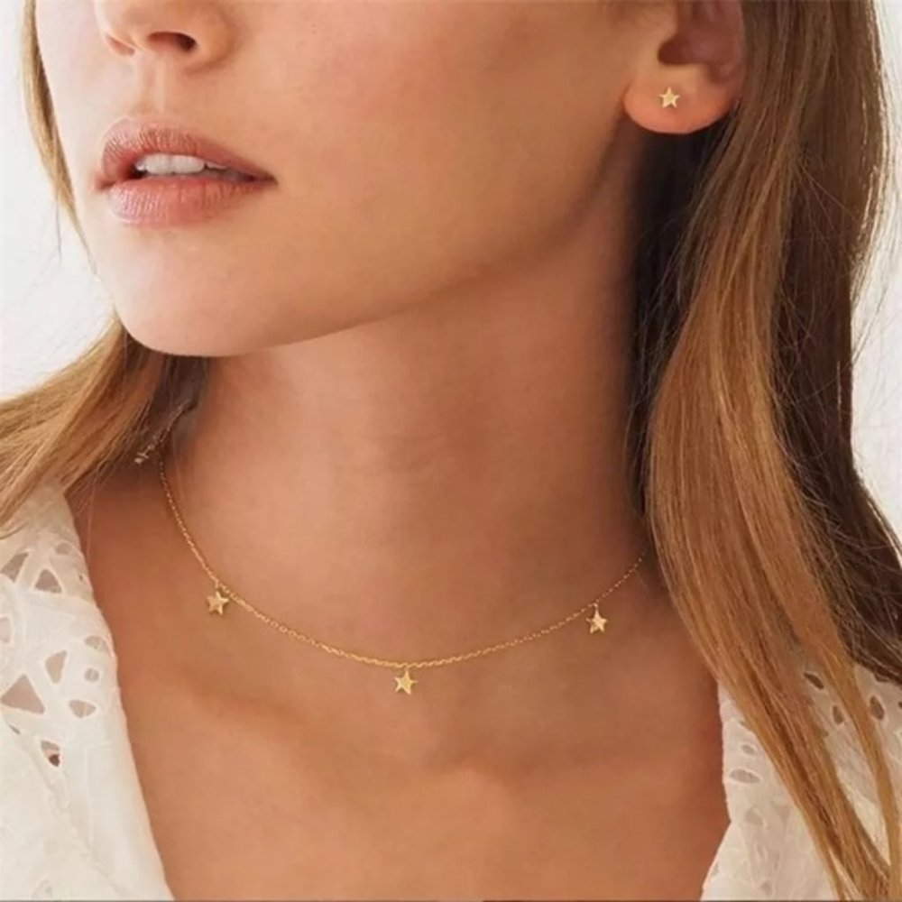 3/$30 ❤️ Three Star Pendant Necklace
